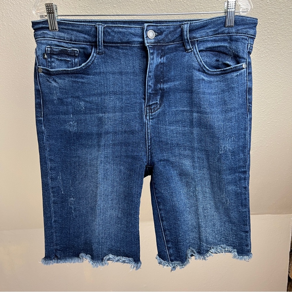 JUDY BLUE High Waist Distressed Dark Blue Denim Shorts. Size XL.